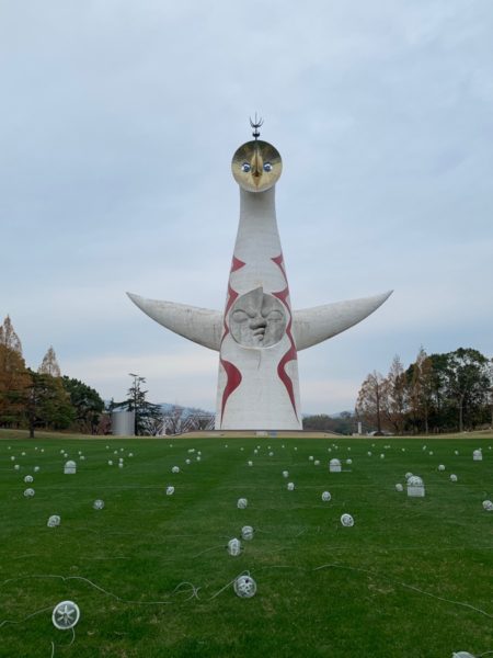 都市開発の歴史資料に）千里山　産木民彦写真集◆万博　太陽の塔　岡本太郎　吹田市 太陽の塔：岡本太郎の熱 ここに [写真特集26/20] | 毎日新聞